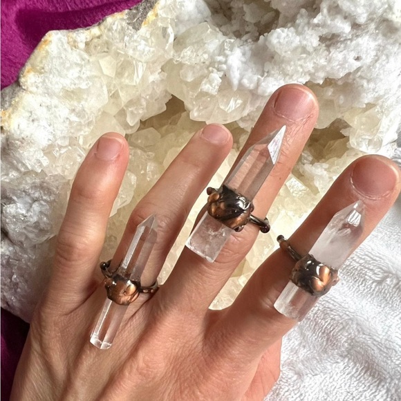 Single Point Quartz Power ⚡️ Ring. Adjustable - Picture 7 of 8